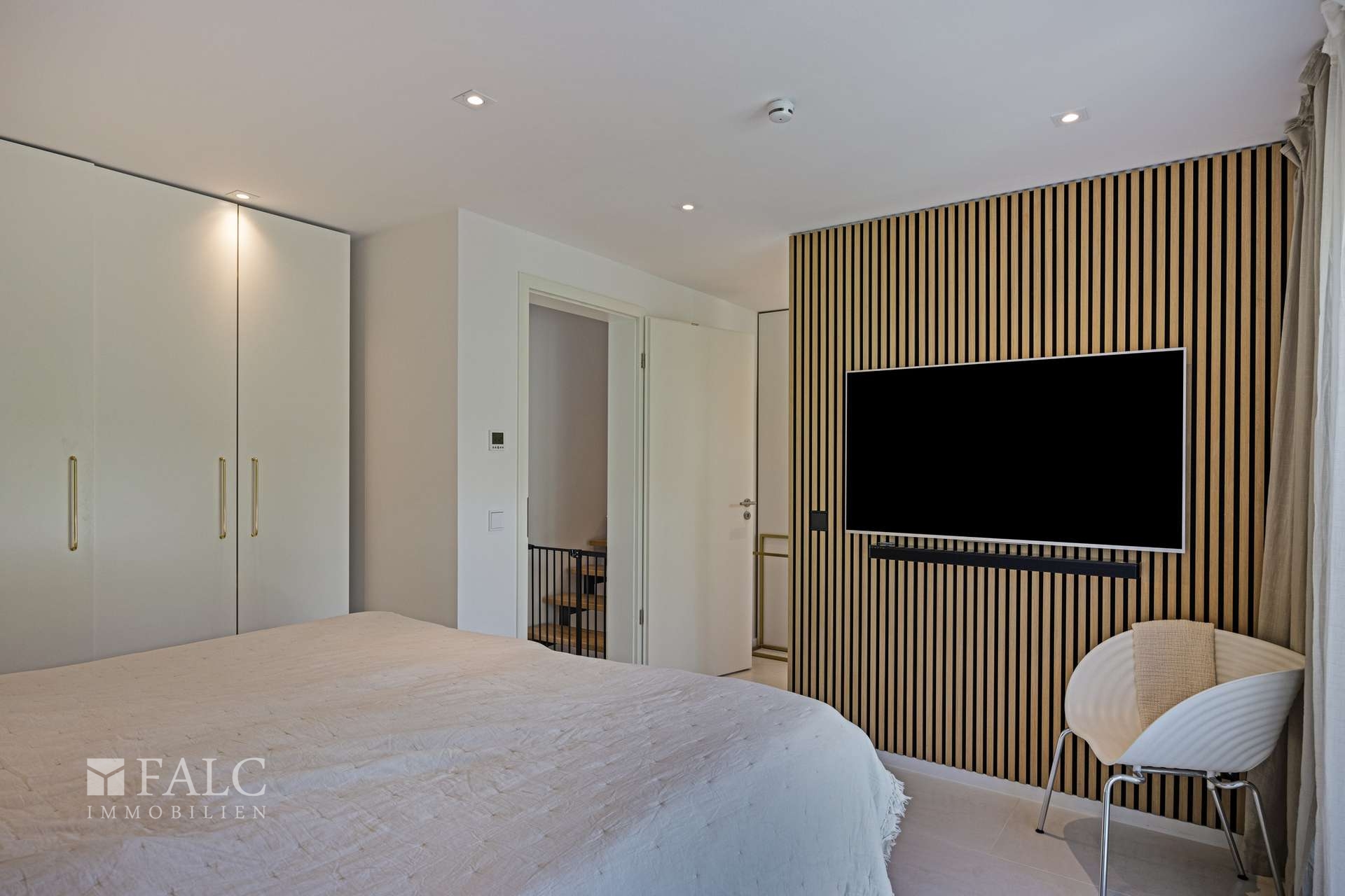 Schlafen _ Zugang Ankleidezimmer